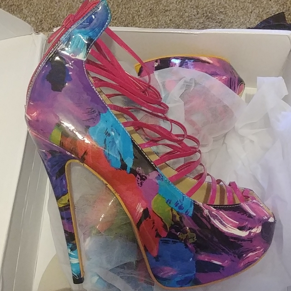 High heel platform shoe